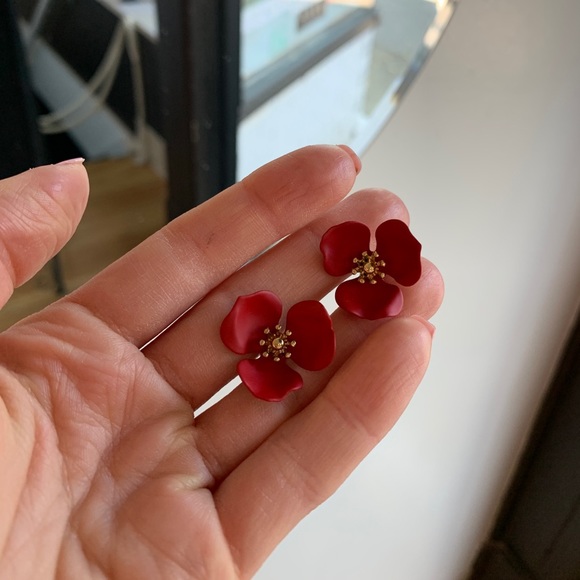 Anthropologie Jewelry - Anthropologie Flower Earrings Anthropologie Jewelry - Anthropologie Flower Earrings